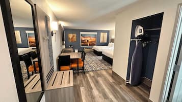 Suite, 1 King Bed, Non Smoking, Refrigerator & Microwave (Larger Room;with Sofabed) | In-room dining