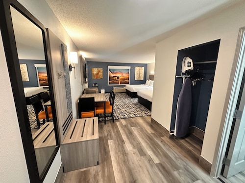 Best Western Plus Omaha Airport Inn