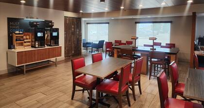 Holiday Inn Express Hotel & Suites Dickinson by IHG