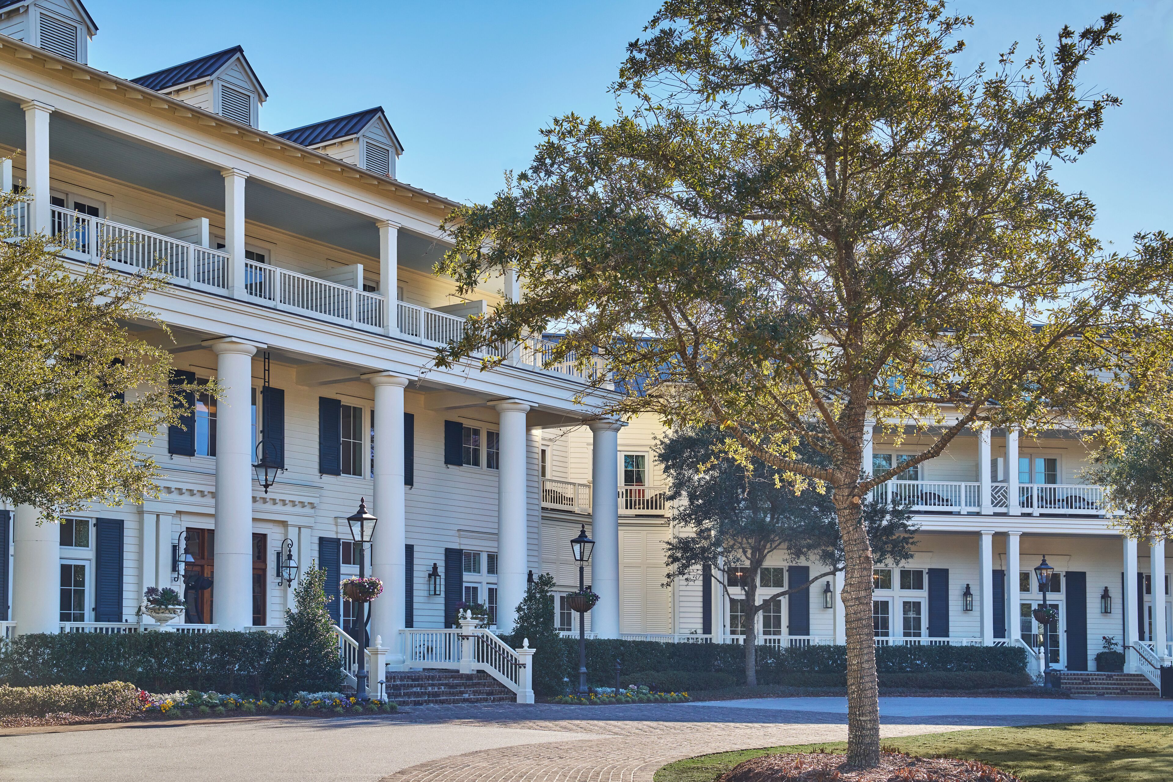 Premium bedding, down duvets, pillow-top beds, minibar