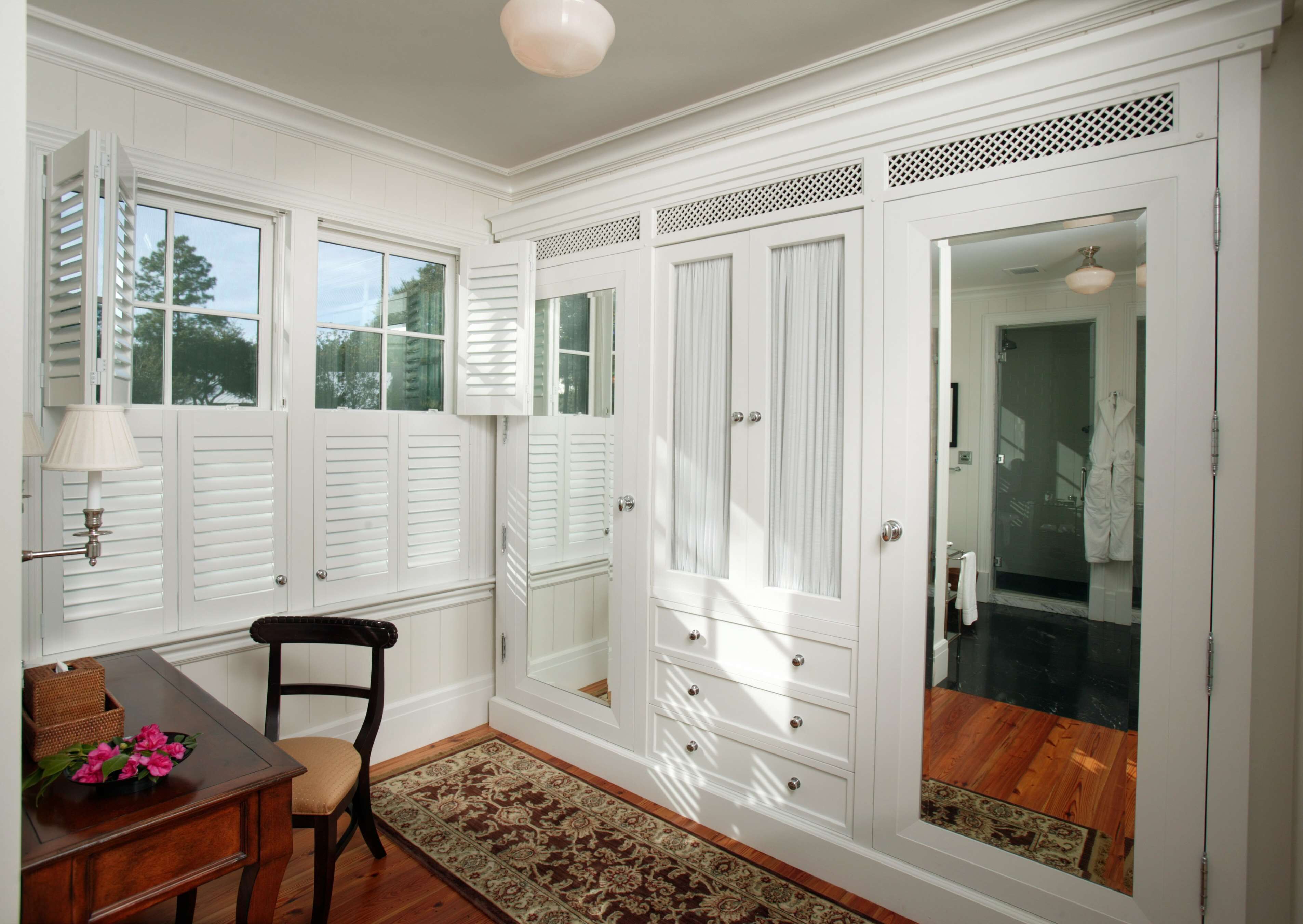 accessible river view cottage | 1 bedroom, premium bedding, down duvets, pillow-top beds