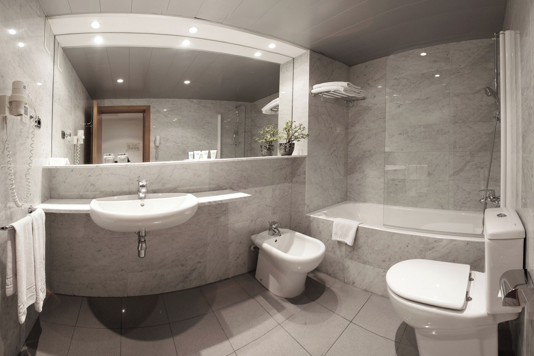 double room, city view | bathroom | bathtub, free toiletries, hair dryer, bidet