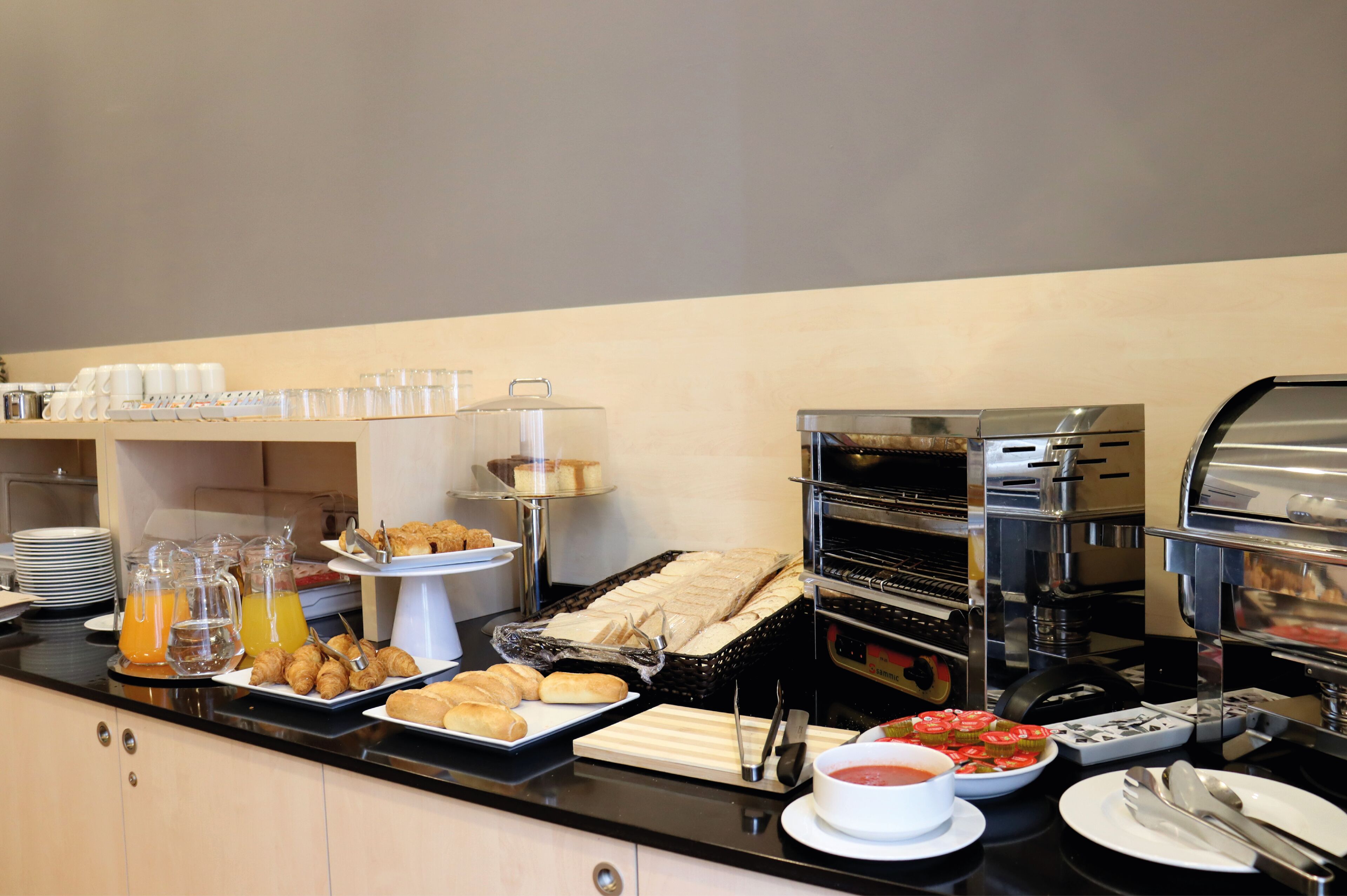 daily buffet breakfast (eur 14 per person)
