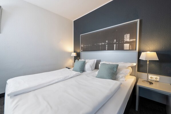 Literie de qualité, lit avec matelas Select Comfort, décor unique