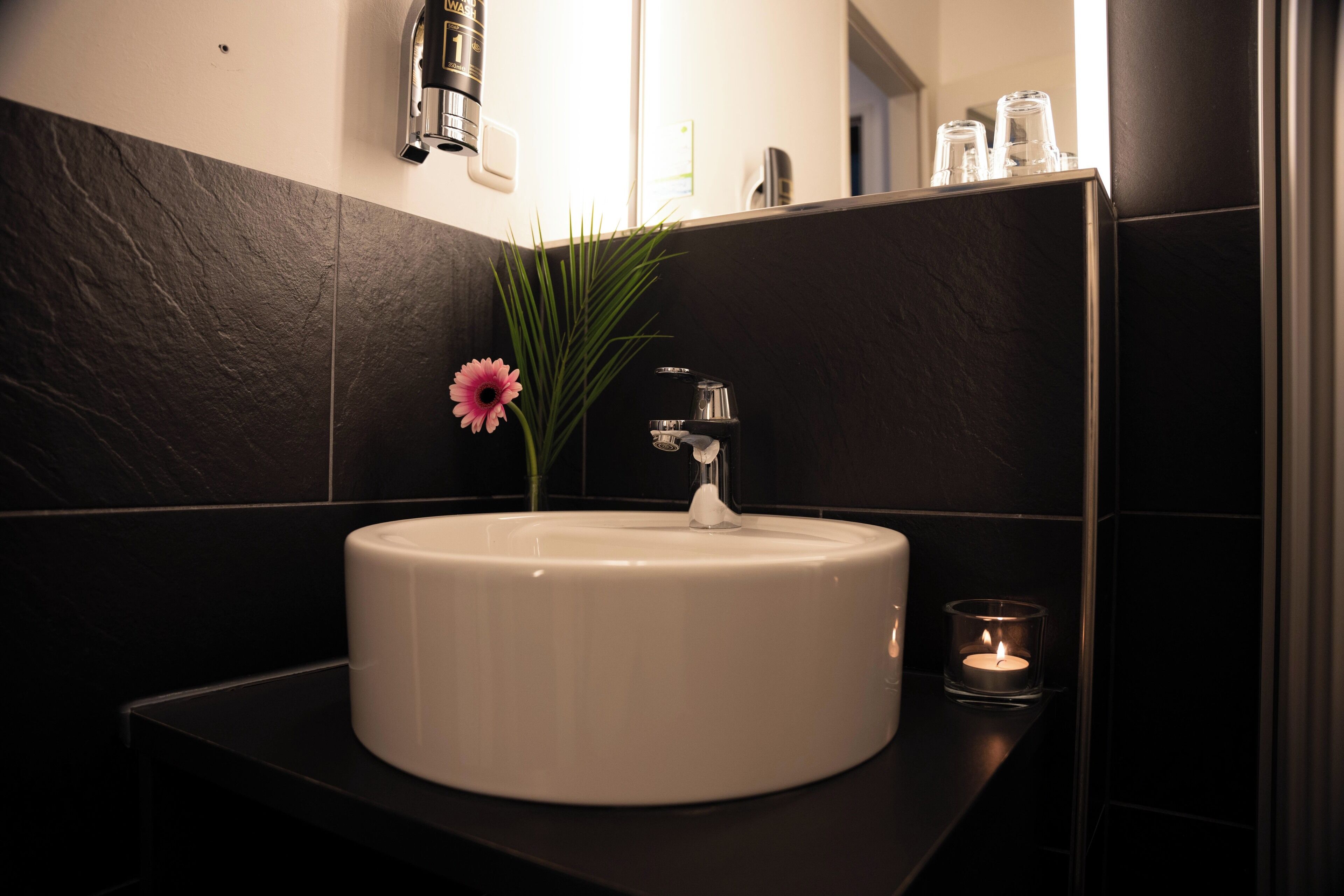 Photo - Hotel Friends