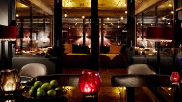 Bar (en la propiedad)