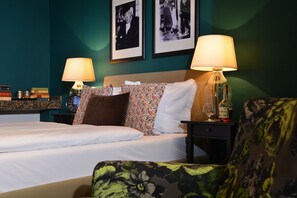 Economy Double Room | Premium bedding, individually decorated, individually furnished, desk - hotel friends Düsseldorf Downtown (Düsseldorf)