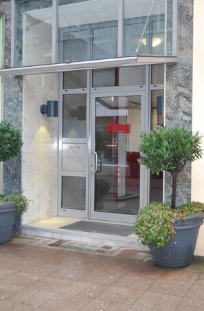 Entrada de la propiedad