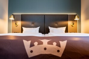 Premium bedding, in-room safe, individually furnished, desk - Hotel Kaiserhof (Münster)