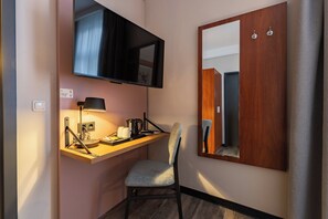 Standard Room, 1 Double Bed - Garner Hotel Hamburg - St.Georg by IHG (Hamburg)