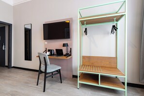 Habitación Premium, 1 cama King size | Caja de seguridad en la habitación y decoración personalizada 