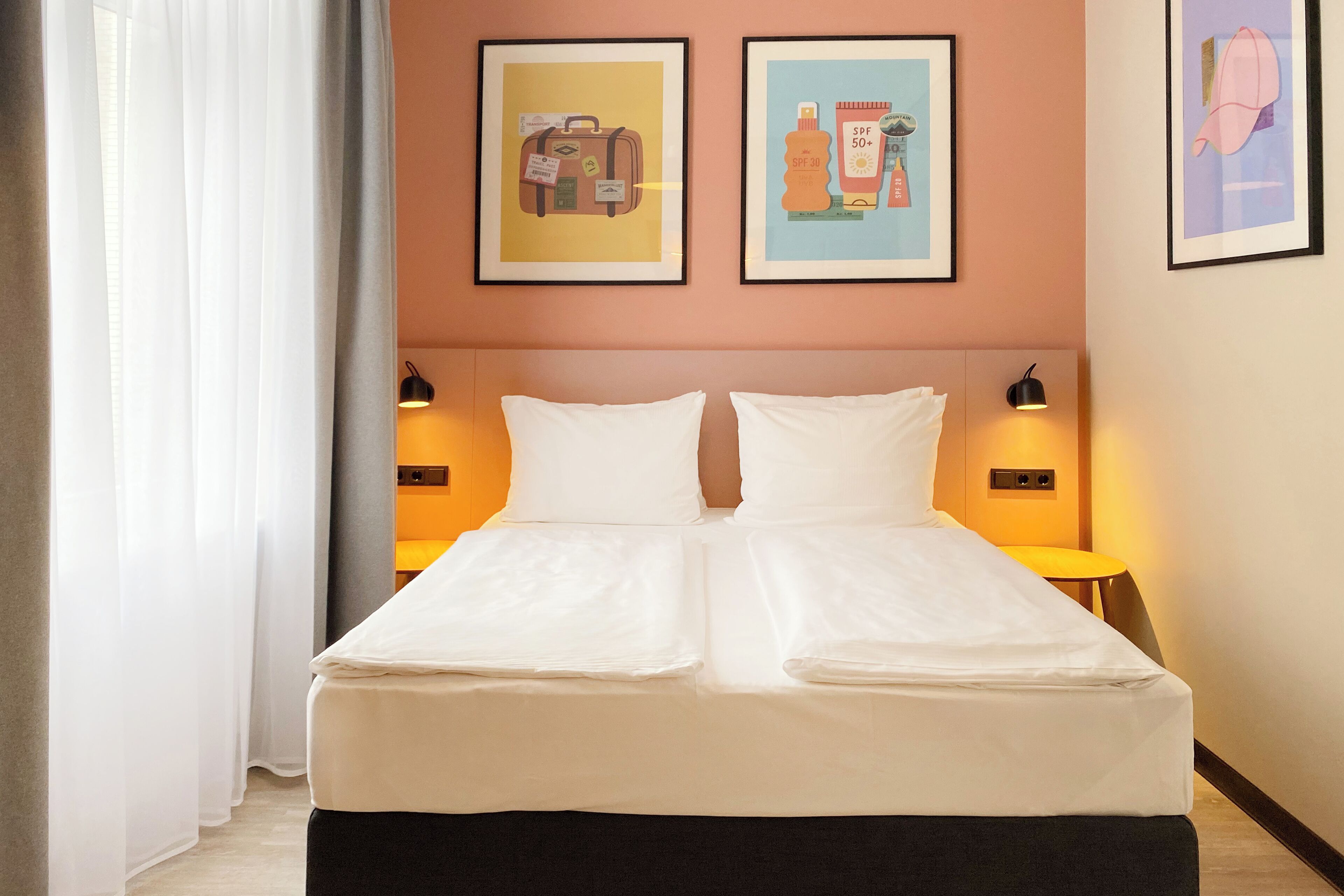 Rom – standard, 1 dobbeltseng | Bad | Dusj, toalettartikler (inkludert), hårføner og håndklær