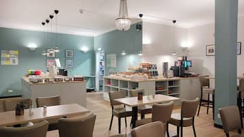 Daily buffet breakfast (EUR 17 per person)