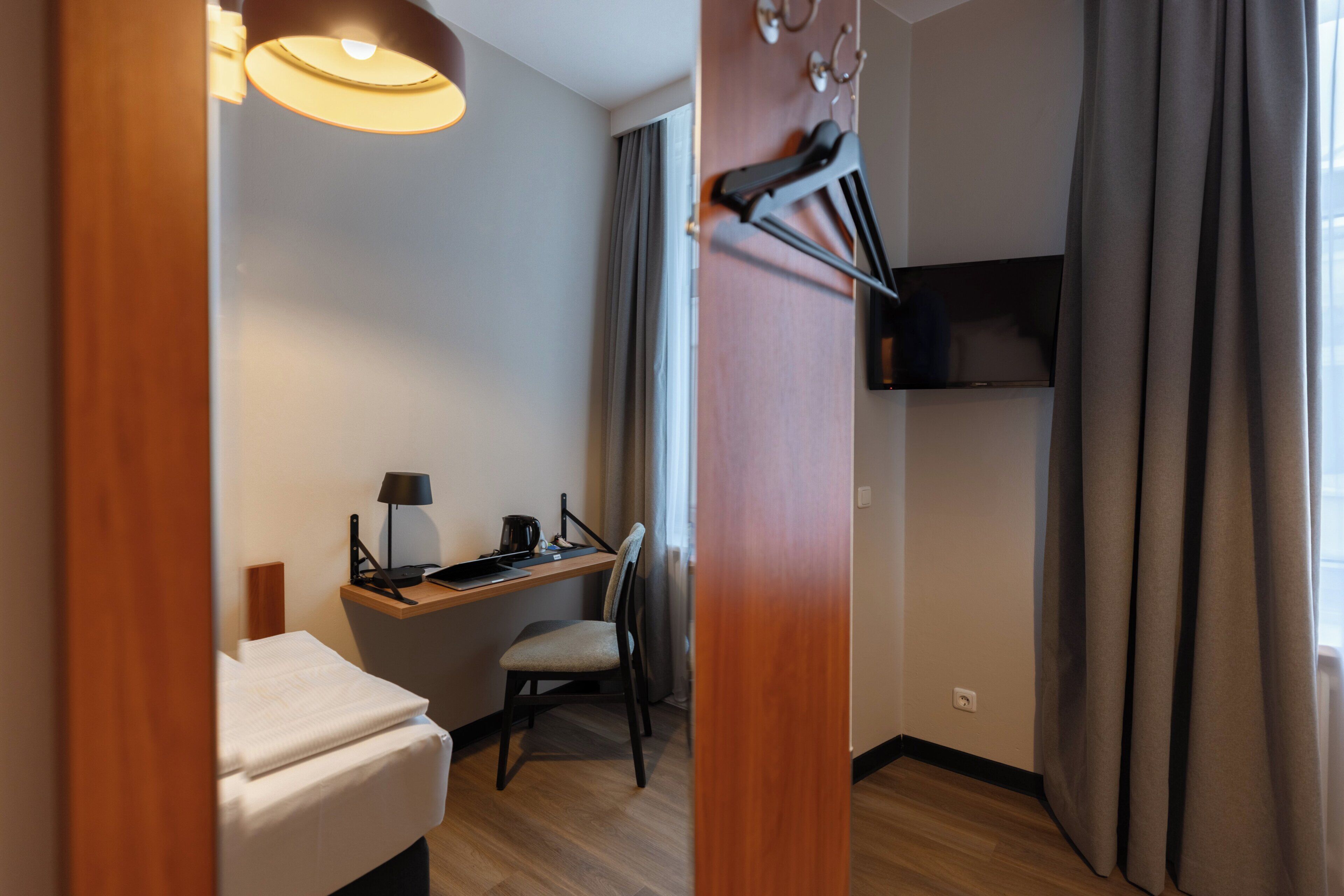 Allergivenligt sengetøj, pengeskab på værelset, individuelt design