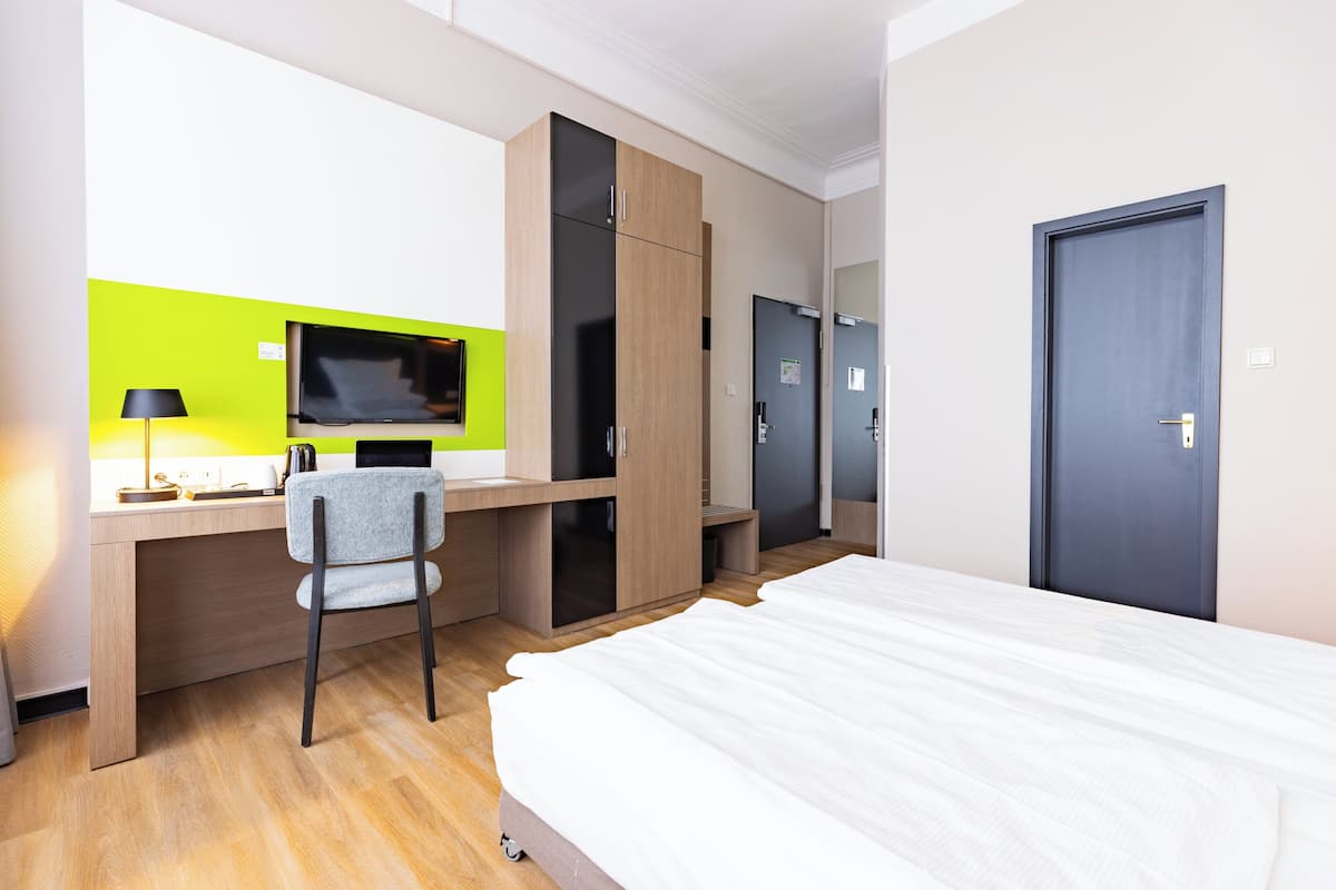 Standard Room, 1 Double Bed