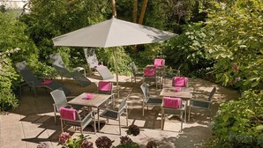 Rom – comfort, hageutsikt | Terrasse/patio