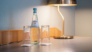 Allergitestet sengetøy, skrivebord og skrivebord for bærbar PC