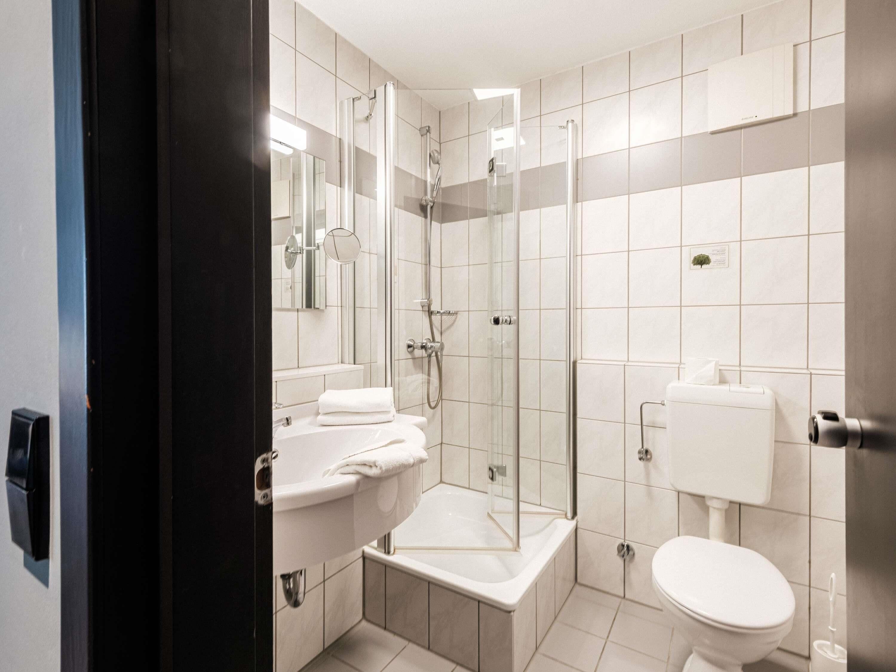 เครื่องนอนป้องกันสารก่อภูมิแพ้, โต๊ะทำงาน, พื้นที่ทำงานแบบใช้แล็ปท็อป