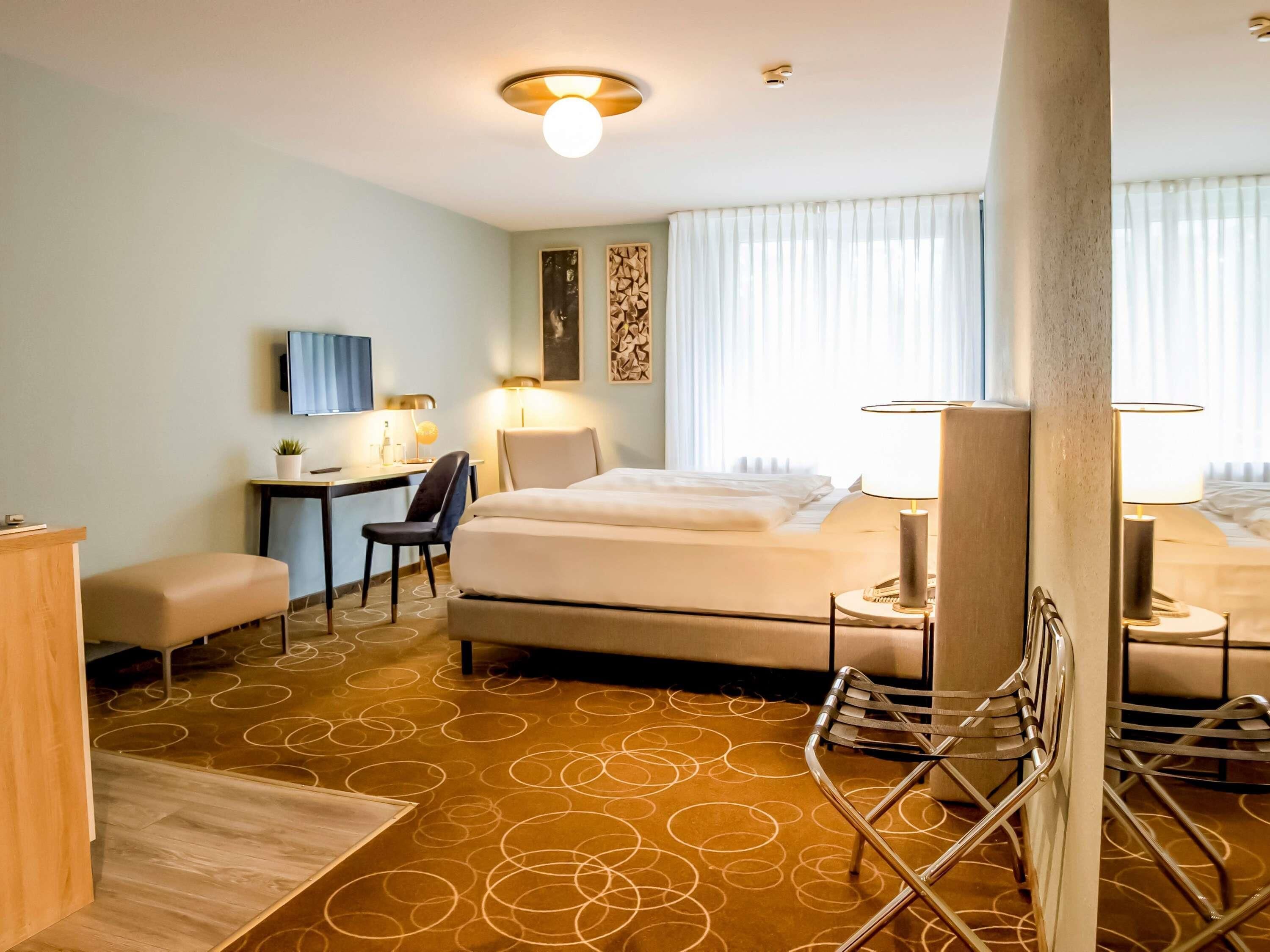 สตูดิโอ, เตียงใหญ่ 1 เตียง, ระเบียง | เครื่องนอนป้องกันสารก่อภูมิแพ้, โต๊ะทำงาน, พื้นที่ทำงานแบบใช้แล็ปท็อป