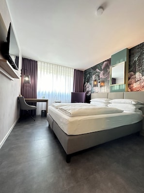 Business Double Room | Hypo-allergenic bedding, down comforters, minibar, in-room safe - Hotel Rappensberger (Ingolstadt)