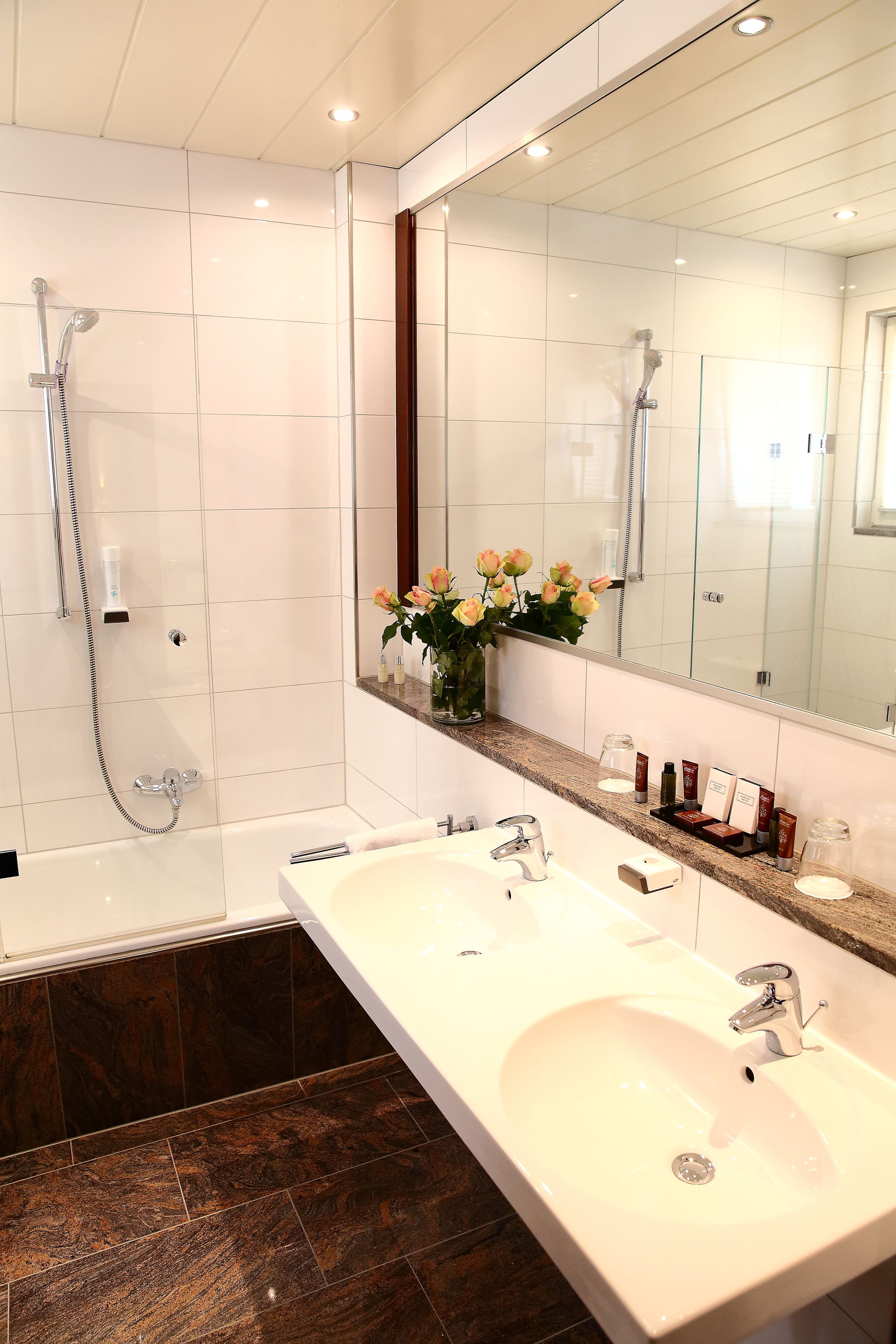 traditional double room | bathroom | free toiletries, hair dryer, slippers, towels