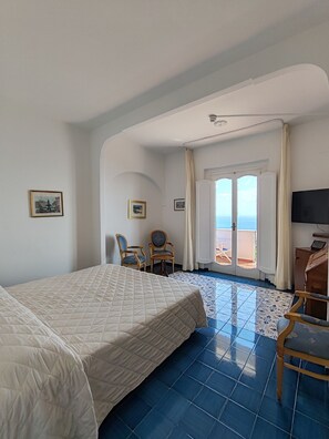 Chambre Économique Double ou avec lits jumeaux, vue mer, dans les dépendances | Minibar, coffres-forts dans les chambres, Wi-Fi gratuit, draps fournis