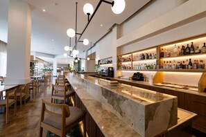 Breakfast, lunch and dinner served - Hotel Antequera Hills (Antequera)