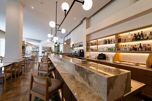 Breakfast, lunch and dinner served