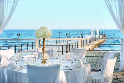 Elias Beach Hotel