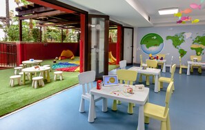 Children’s play area – indoor