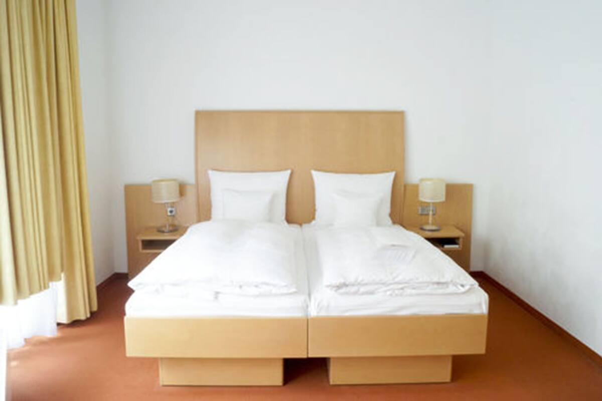 In-room safe, free WiFi