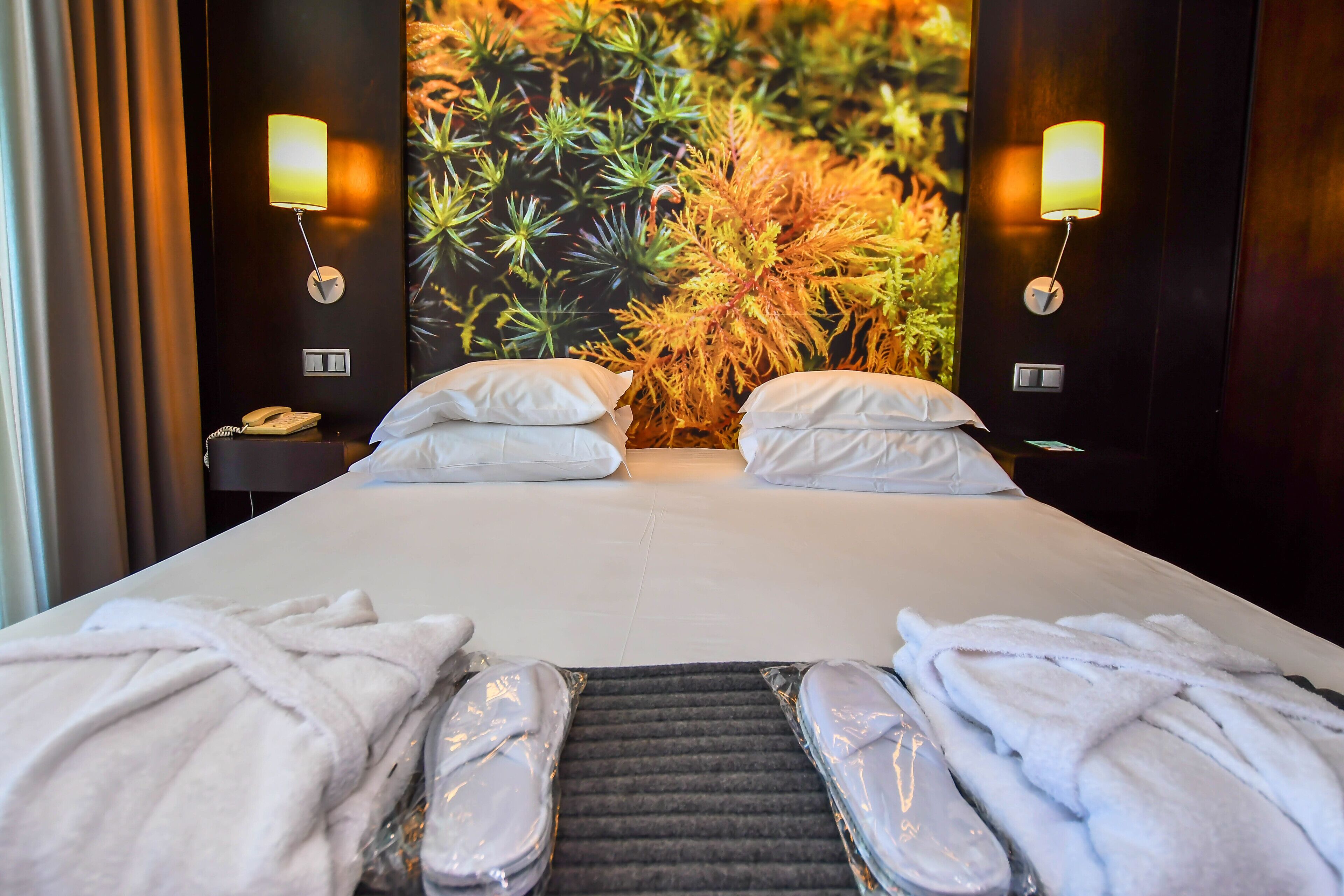 minibar, desk, laptop workspace, soundproofing