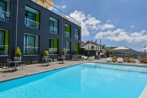 Alberca al aire libre 