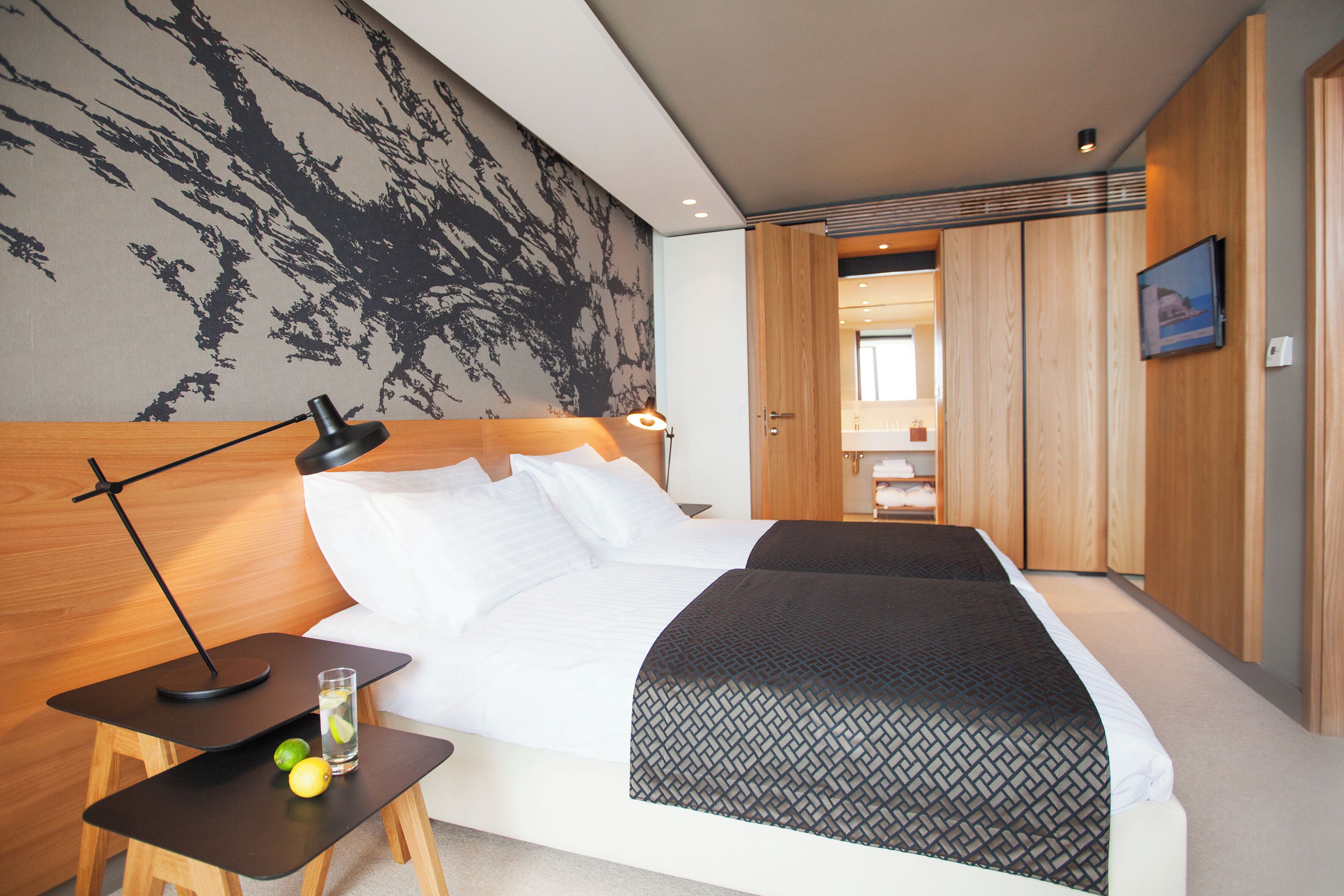 Women's day special in Junior Suite sea view balcony | Minibar, in-room safe, desk, laptop workspace