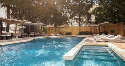 Golden Tulip El Mechtel