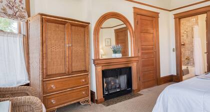 Pacific Grove Inn