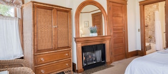 Pacific Grove Inn