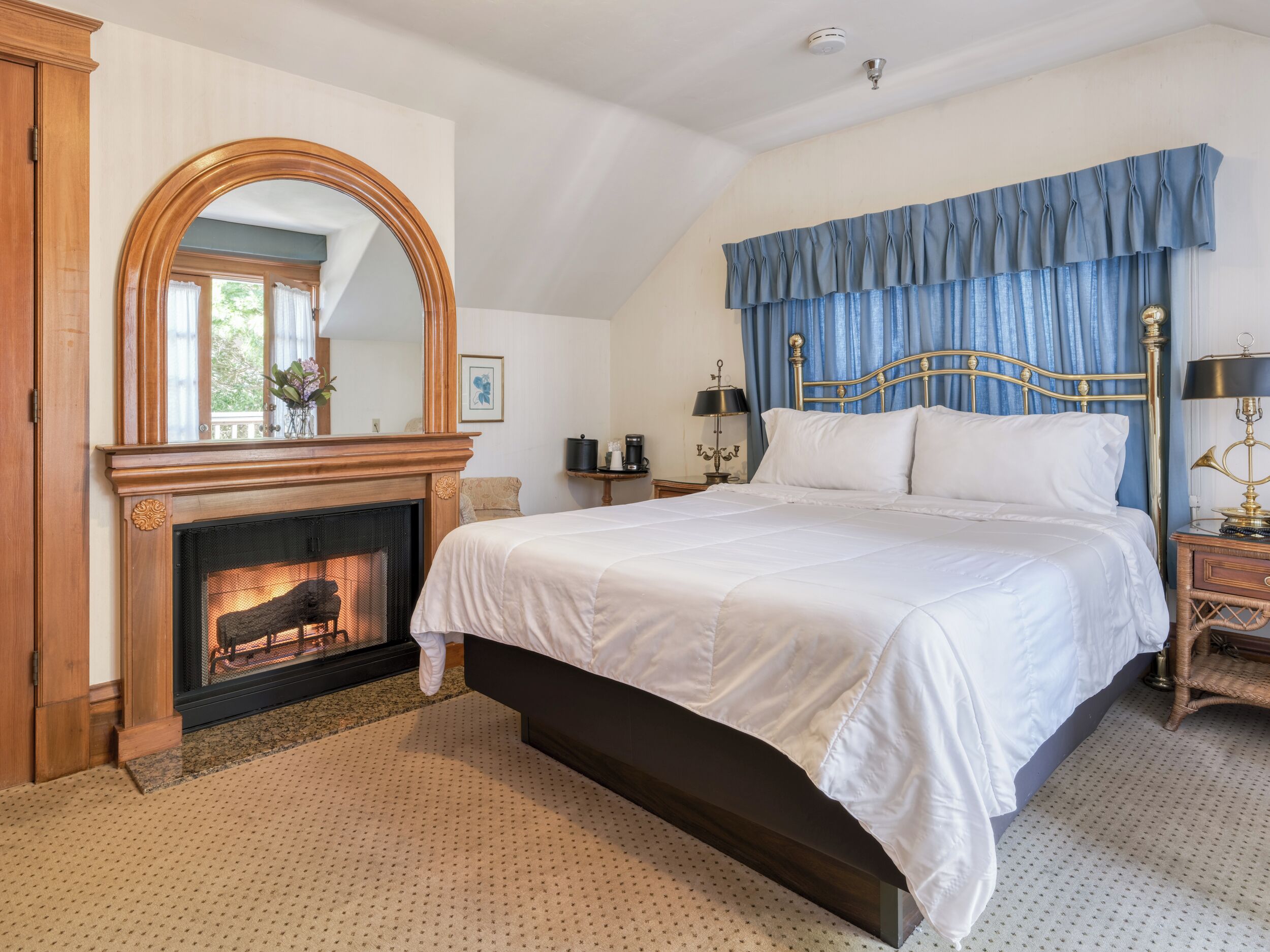 Exclusive-Suite, 1 Queen-Bett, Balkon | Hochwertige Bettwaren, Bügeleisen/Bügelbrett, kostenloses WLAN
