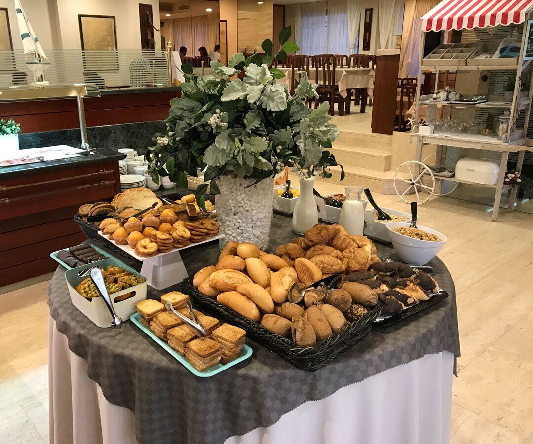 Breakfast buffet