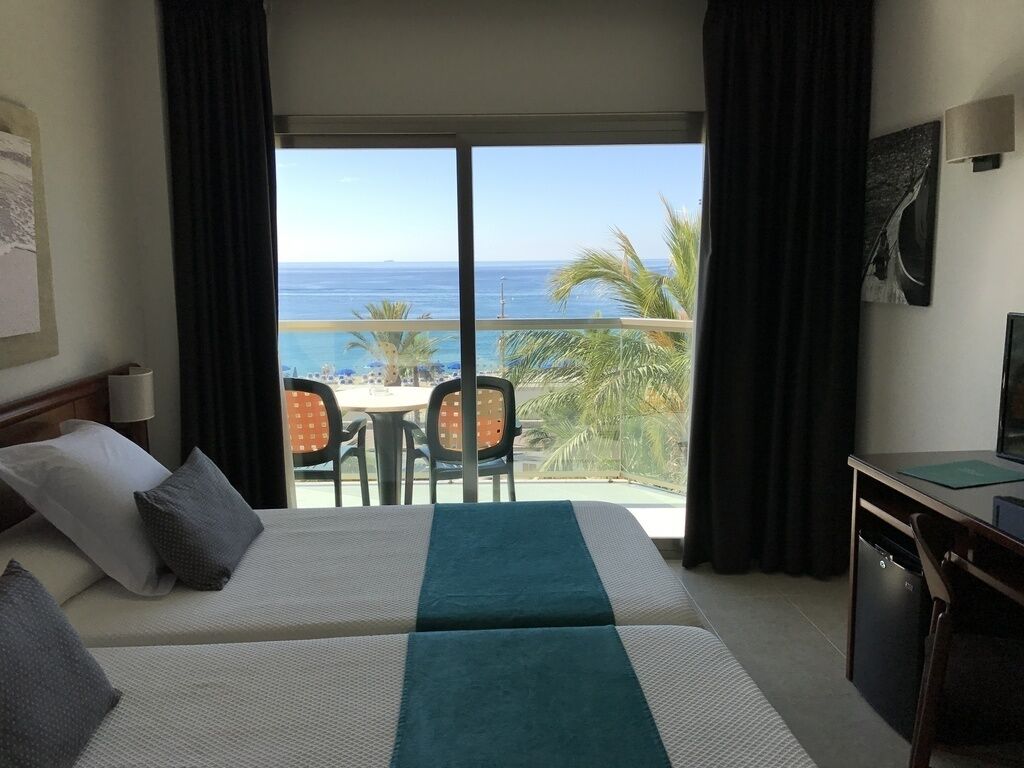 Double Room, Sea View | In-room safe, desk, soundproofing, free WiFi
