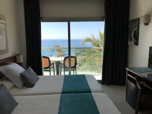 Chambre Double, vue mer