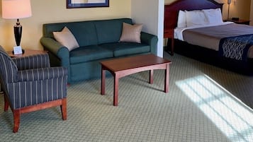 Premium bedding, in-room safe, desk, laptop workspace