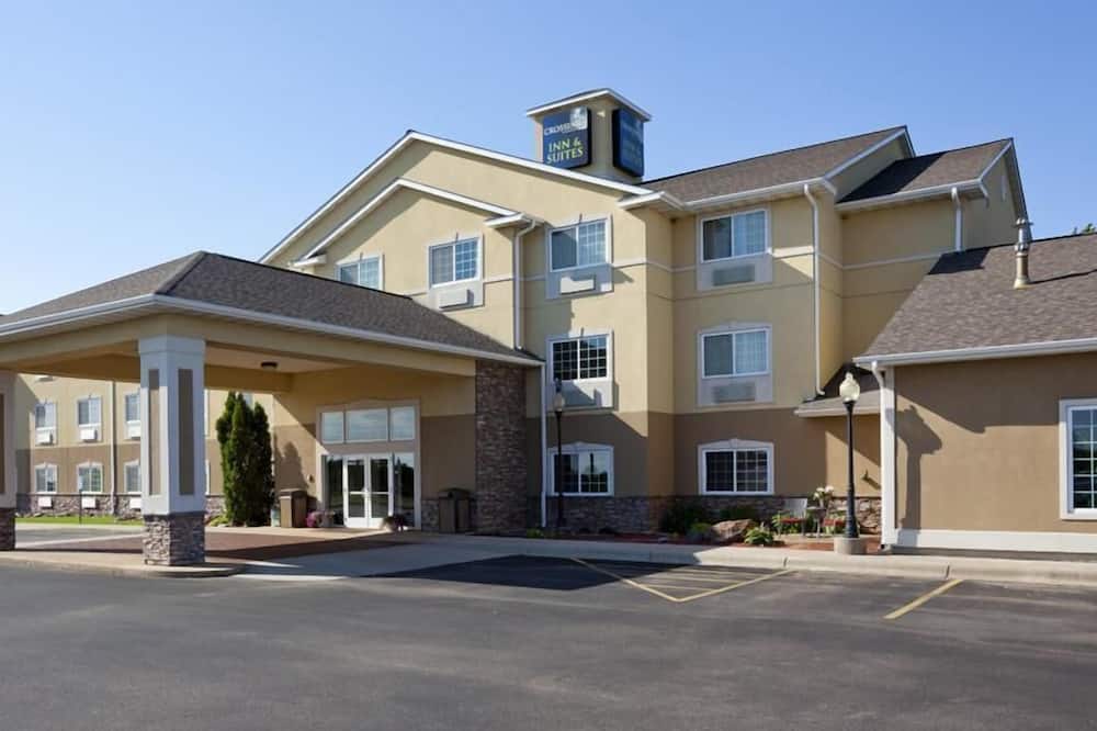 GrandStay Hotel & Suites Becker Big Lake