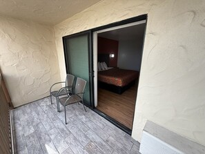 Standard Room, 1 King Bed | Terrace/patio