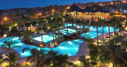 Puerto Antilla Grand Hotel