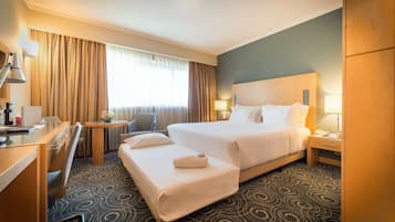 Hypo-allergenic bedding, minibar, in-room safe, individually decorated