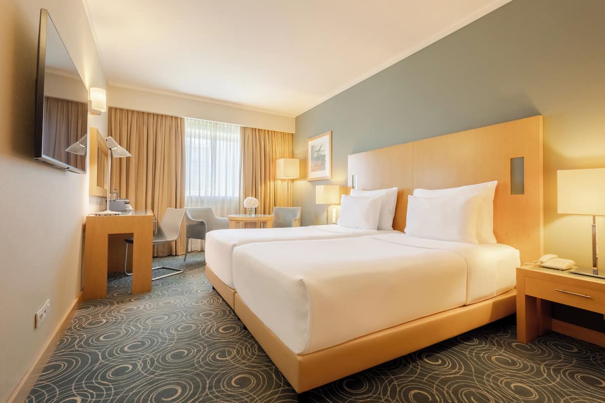 Hypo-allergenic bedding, minibar, in-room safe, individually decorated