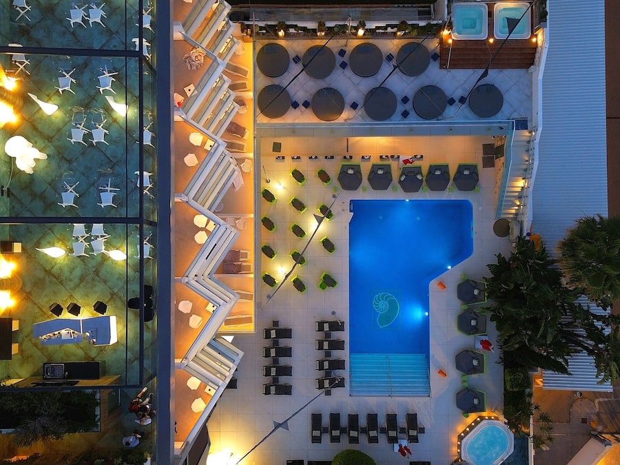 Facciata della struttura