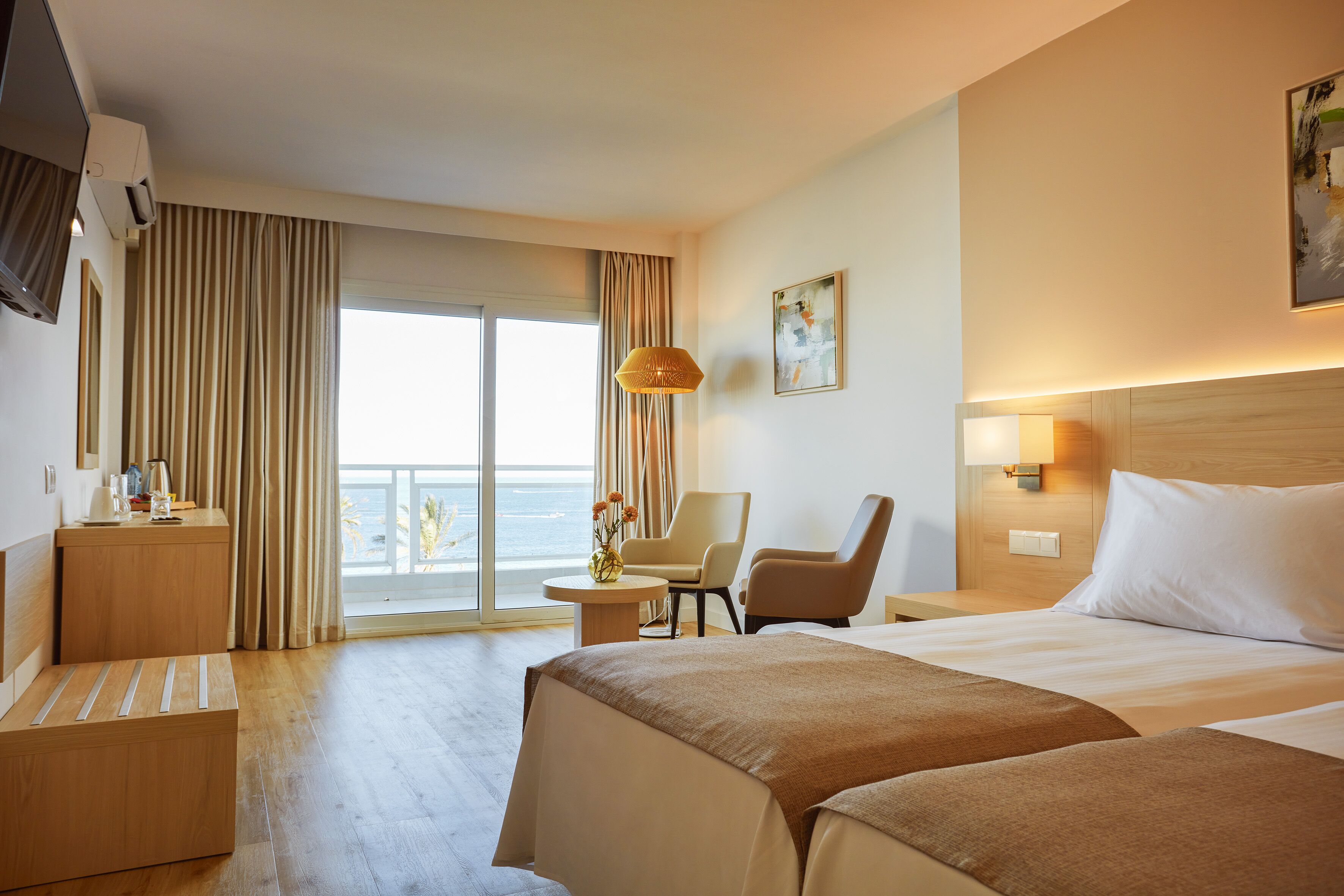 1 bedroom, minibar, in-room safe, free cots/infant beds