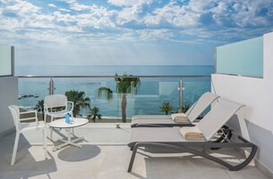 Premium Room with Solarium Sea View | Wi-Fi, roupa de cama